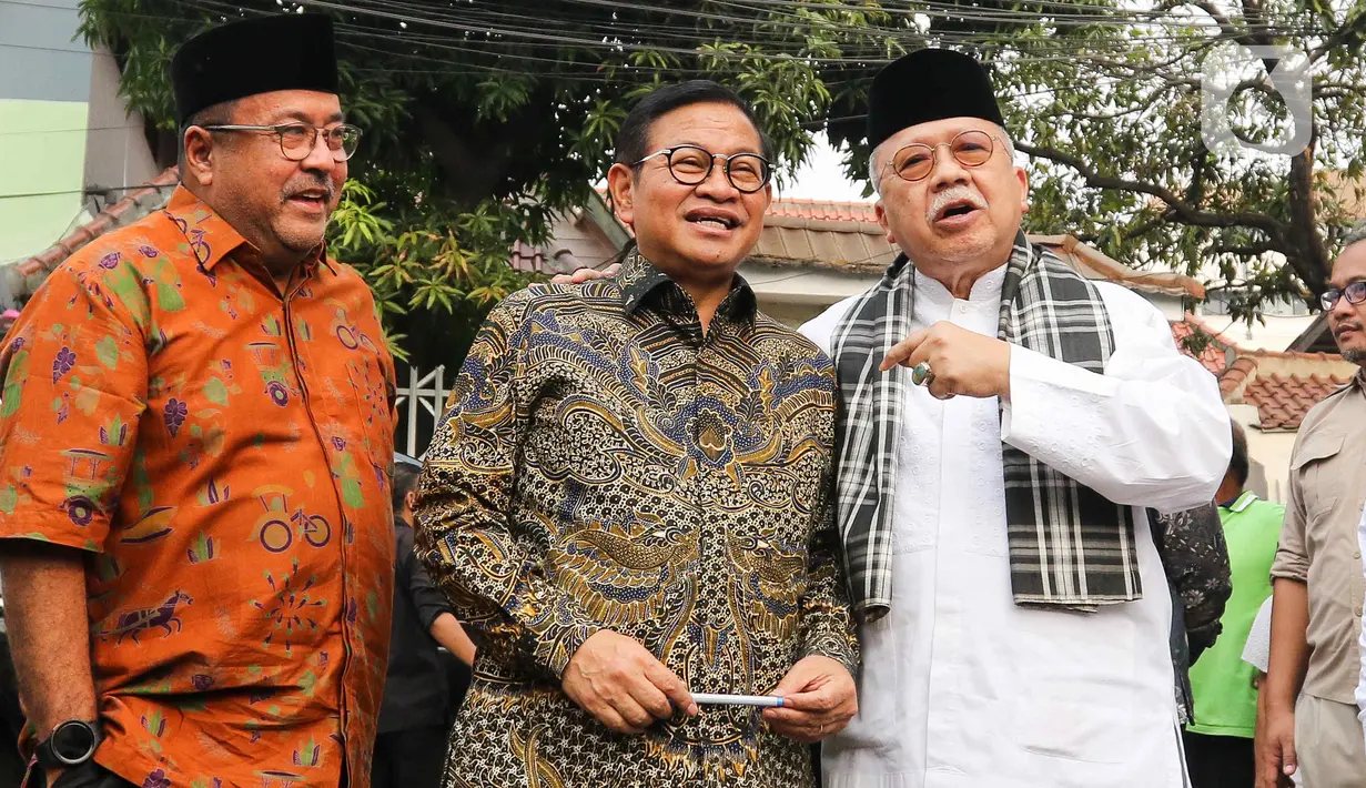 Hari ini Selasa (3/9/2024), bakal calon gubernur dan bakal calon wakil gubernur DKI Jakarta, Pramono Anung dan Rano Karno mengunjungi Museum MH Thamrin di Jakarta. (Liputan6.com/Herman Zakharia)