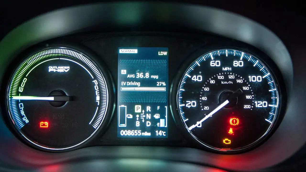 Mobil Listrik dan Hybrid Terlalu Senyap, Pemerintah Bingung