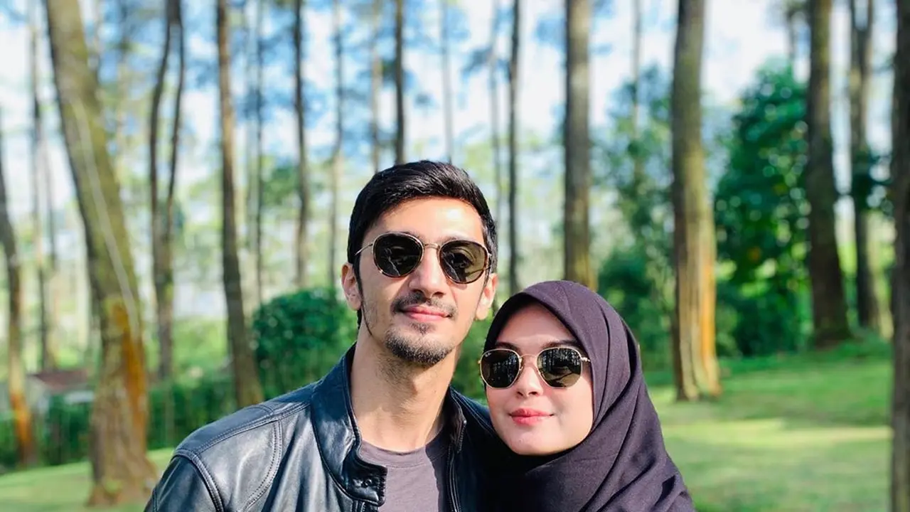 6 Momen Manis Vebby Palwinta dan Razi Bawazier Setelah Menikah, Semakin Lengket