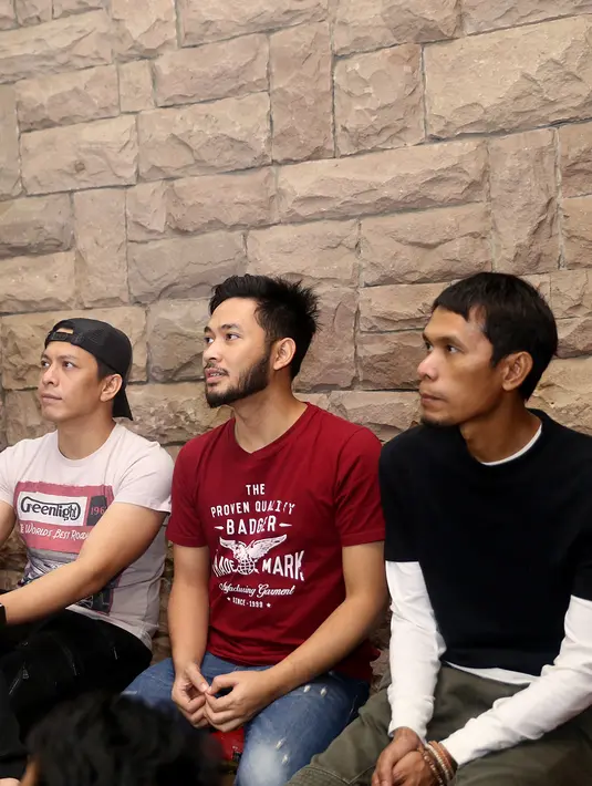 Banyaknya band yang pada bubar, membuat Ariel dan kawan-kawan kerja keras untuk selalu menjaga kekompakan satu dengan yang lainnya. (Andy Masela/Bintang.com)