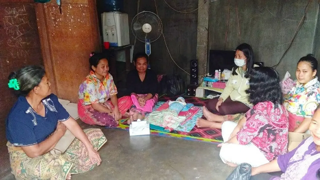 Suasana di rumah bayi yang sebelumnya dikabarkan meninggal dunia karena kabut asap