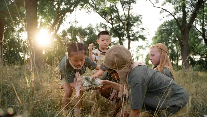 6 Cara Meningkatkan Kecerdasan Naturalis pada Anak
