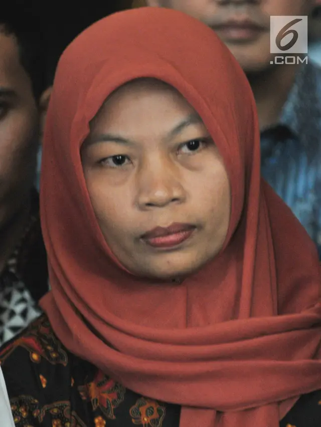 Ekspresi Baiq Nuril Usai Bertemu Menkumham Yasonna Laoly