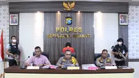 Konperensi pers penangkapan pelaku kekerasan seksual terhadap mantan pacar oleh Polres Kepulauan Meranti. (Liputan6.com/M Syukur)