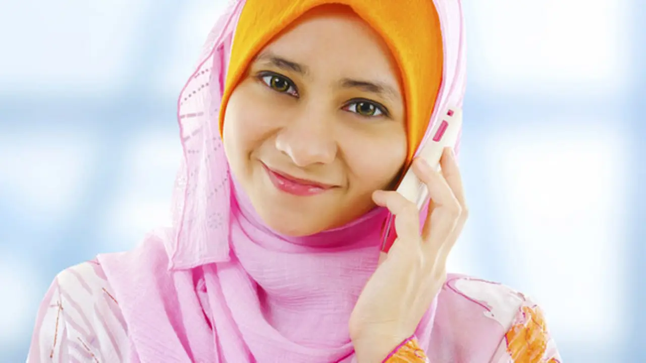 (c) shutterstock