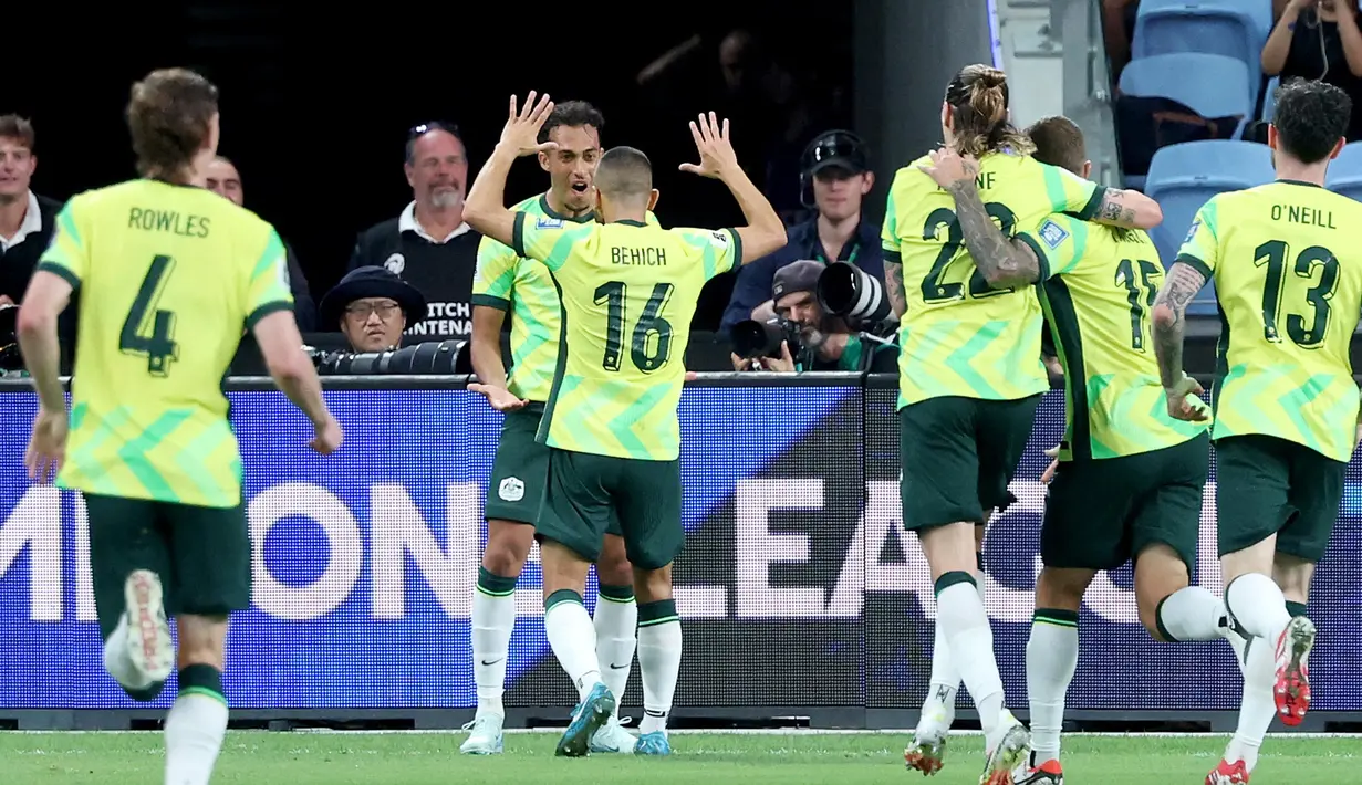 Dua menit berselang, Nishan Velupillay mencetak gol sekaligus mengggandakan keunggulan Australia atas Indonesia. (DAVID GRAY/AFP)