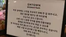 "Kami ingin mengungkapkan arpesiasi kami kepada para penggemar yang datang jauh-jauh di cuaca dingin untuk Jonghyun," ujar pihak SM Entertainment melalui sebuah papa pengumuman. (Foto: fyjjong.tumblr.com)