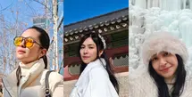 Mikha Tambayong nikmati liburan di Korea Selatan bersama sang suami Deva Mahenra. Ia konsisten pakai busana serba putih yang mencuri perhatian. Penasaran seperti apa potretnya [@miktambayong]