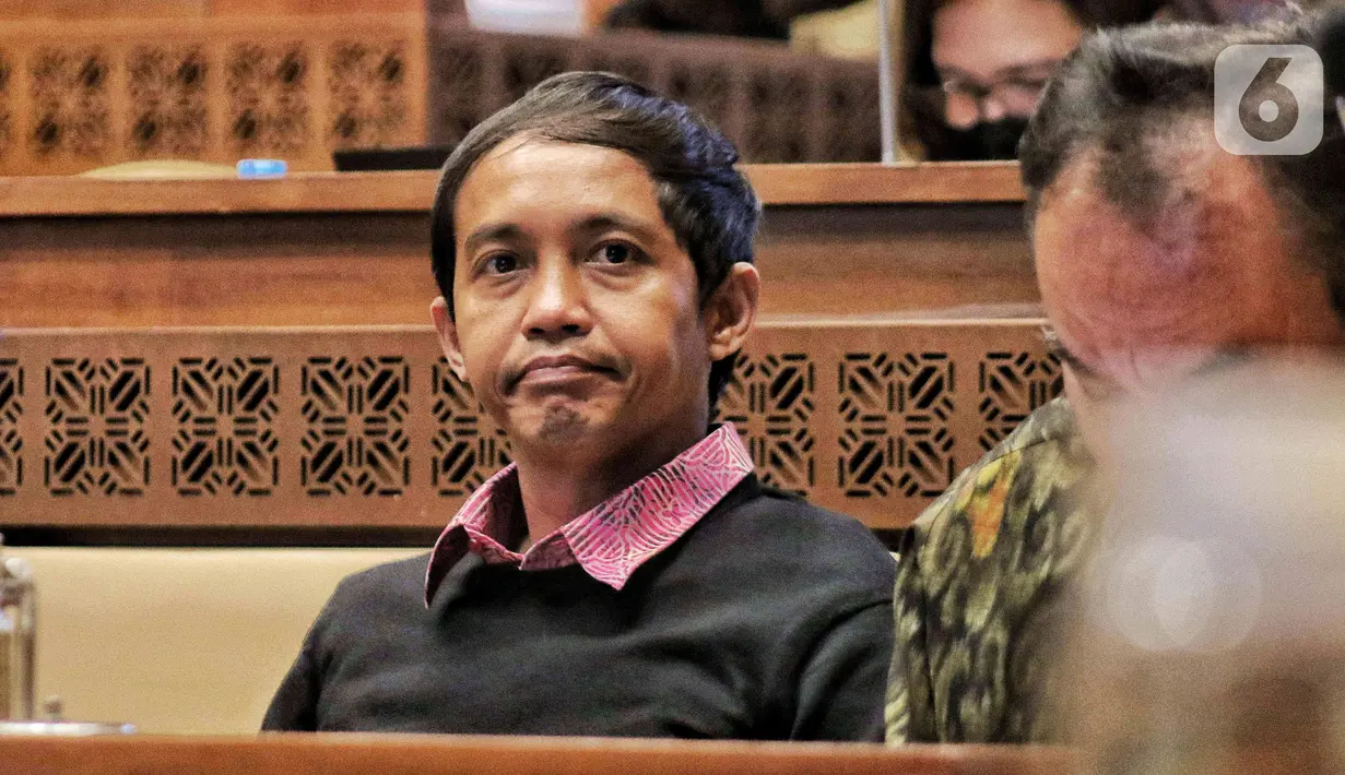 Wakil Menteri Agraria dan Tata Ruang/Wakil Kepala Badan Pertanahan Nasional (Wamen ATR/Waka BPN) Raja Juli Antoni saat rapat kerja dengan komisi II DPR di Senayan, Jakarta, Kamis (1/9/2022). Rapat tersebut membahas kasus-kasus pertanahan. (Lipuran6.com/Angga Yuniar)