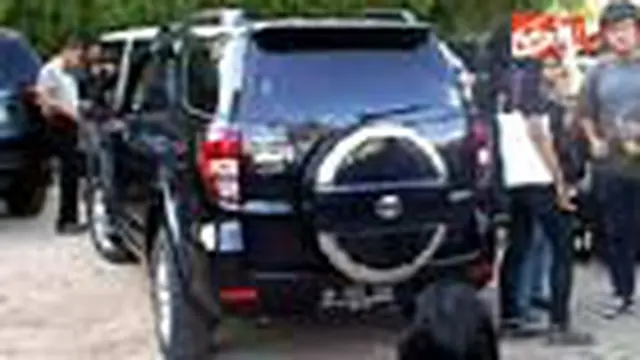 Penagih Utang Rampas Mobil Polisi