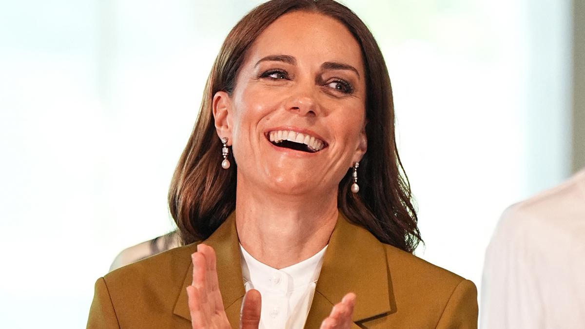 7 Gaya Kate Middleton yang Curi Perhatian, dari Celana Pendek hingga Jilbab