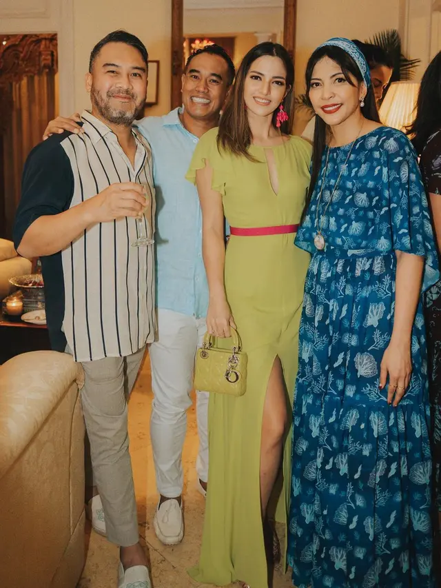 Nia Ramadhani bersama teman-teman dekatnya (Instagram/ramadhaniabakrie)