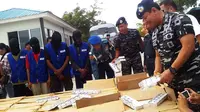 Hasil Tangkapan Lantamal IV, Rokok Ilegal hingga Kasur Bekas