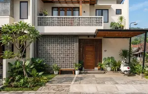 8 Model Lubang Angin Rumah yang Fungsional Sekaligus Mempercantik Fasad, AC Alami dengan Desain Kekinian