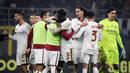 <p>Hasil tersebut membuat AS Roma menduduki peringkat keenam klasemen Liga Italia 2022/2023 dengan raihan 31 poin. Sementara itu, AC Milan tertahan di posisi ketiga dengan poin 37. (AFP/Filippo Monteforte)</p>