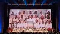 Kelompok anak muda yang tergabung dalam Penerus Negeri mendeklarasi dukungan kepada Capres Prabowo Subianto di Djakarta Theater, Sabtu (28/10/2023). (Liputan6.com/Lizsa Egeham).