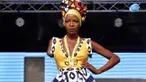 Seorang model di Angola menjadi perhatian warga karena hanya memiliki 1 tangan.