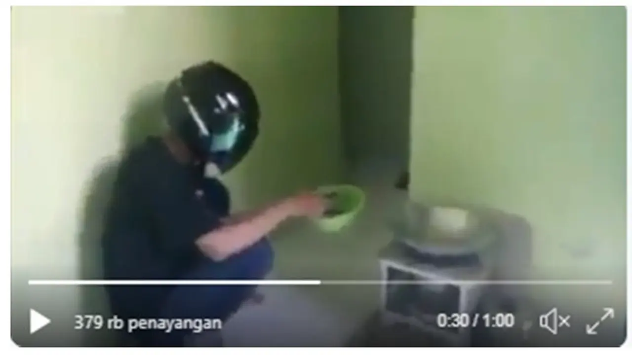Cowok masak (Sumber: Twitter/@/luckym4nn)