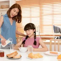 Shutterstock/NaMong Productions