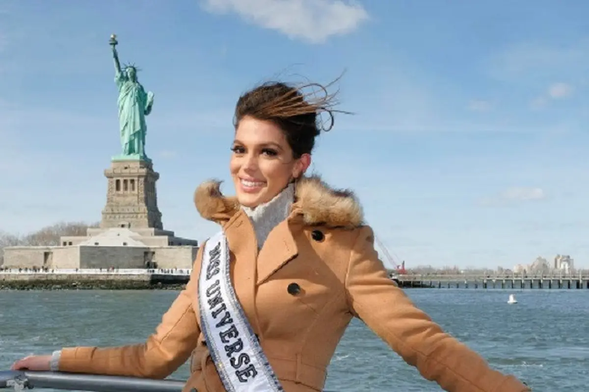 [Bintang] Miss Universe