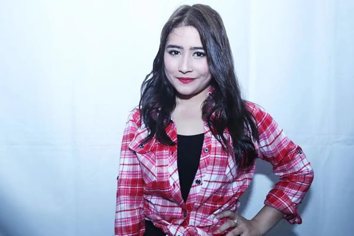 Prilly Latuconsina