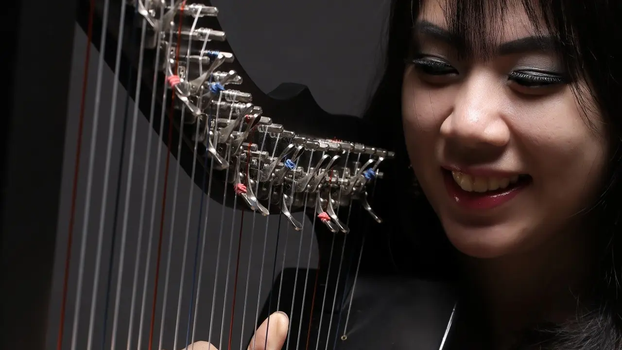 [Bintang] Maria Pratiwi