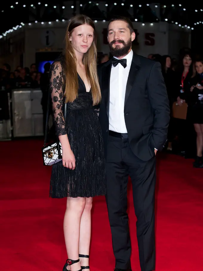 Shia LaBeouf dan Mia Goth