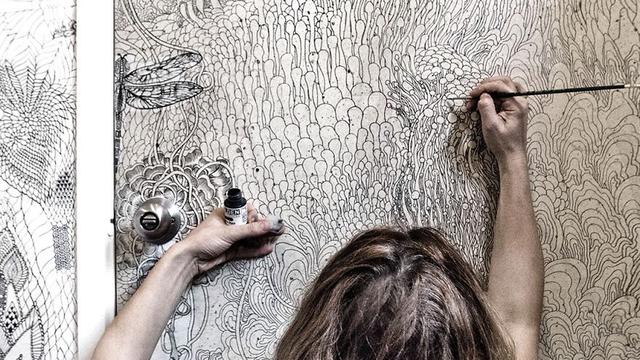 [Bintang] Toilet Penuh Ilustrasi Ini Bikin Kamu Betah Nongkrong dan Selfie