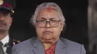 Diketahui, Sushila Karki merupakan mantan ketua Mahkamah Agung perempuan pertama di Nepal yang kini berusia 73 tahun. (AP Photo/Niranjan Shrestha)