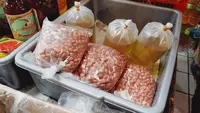 Harga Gula dan Kacang Tanah Melonjak di Pasar Kebayoran Lama