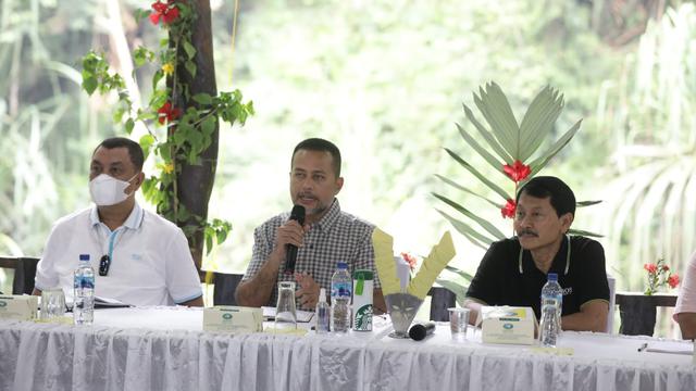 Wagub Sumut, Musa Rajekshah, saat memimpin rapat
