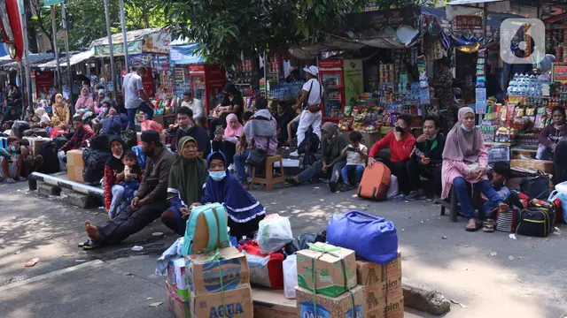Aktivitas Terminal Poris Pelawad Kembali Ramai