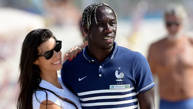 FOTO: Pesona Ludivine Kadri, Istri Cantik nan Seksi Bacary Sagna