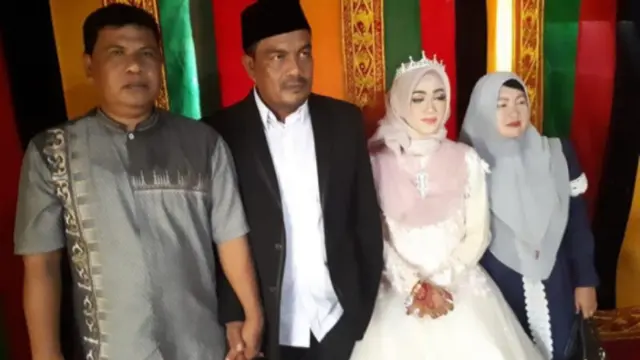 Viral, Foto Istri Kepala Desa di Lhokseumawe yang Cantik bak Barbie