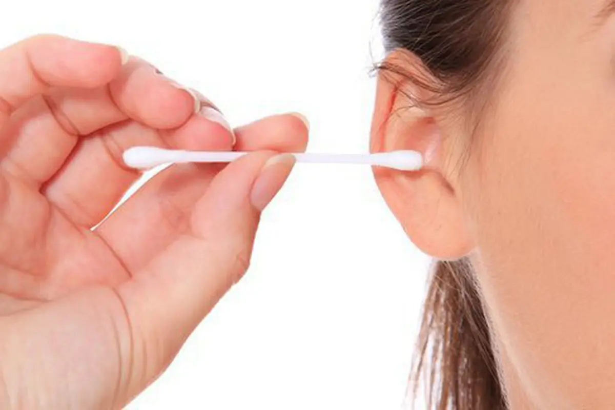 Jangan panik saat telinga kemasukan air/copyright: thinkstockphotos.com