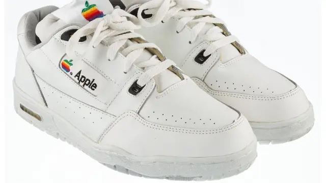 Apple Sneakers 1990 version