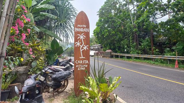 Pantai Pandan Carita