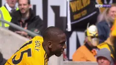 Berita video highlights Premier League 2018-2019 antara Wolves (Wolverhampton Wanderers) melawan Fulham yang berakhir dengan skor 1-0 di Molineux Stadium, Sabtu (4/5/2019).