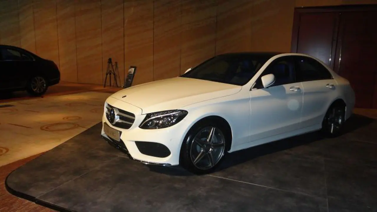 3 Model C-Class Rakitan Lokal Tandai 45 Tahun Mercy di Indonesia