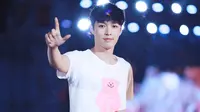 Lay EXO Tak Izinkan Anak Menjadi Selebritas