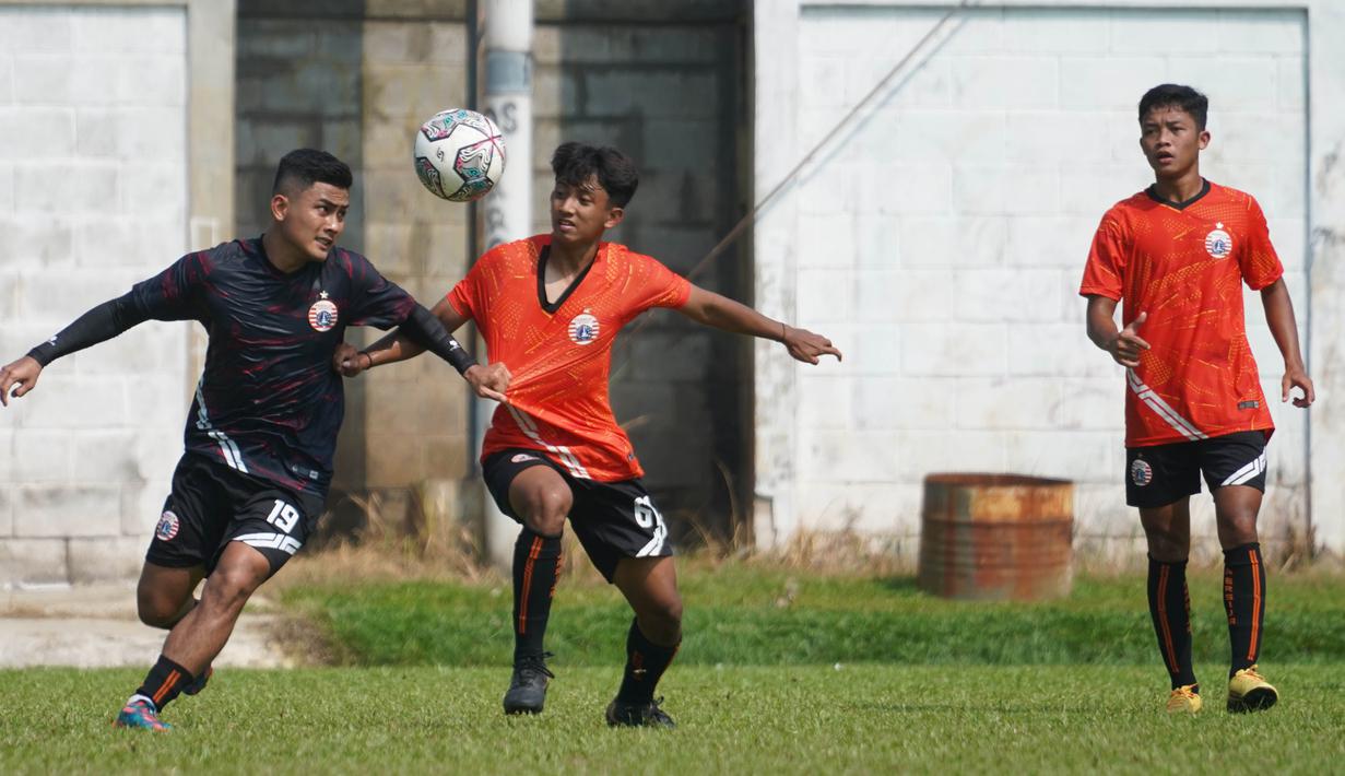 Uji coba ini penting bagi seluruh pemain Persija dkarenakan BRI Liga 1 rencananya akan digelar pada 27 Agustus mendatang. Persija yang kini di bawah kendali Angelo Alessio, harus membiasakan diri dengan taktik Alessio. (Foto: Dok. Persija)