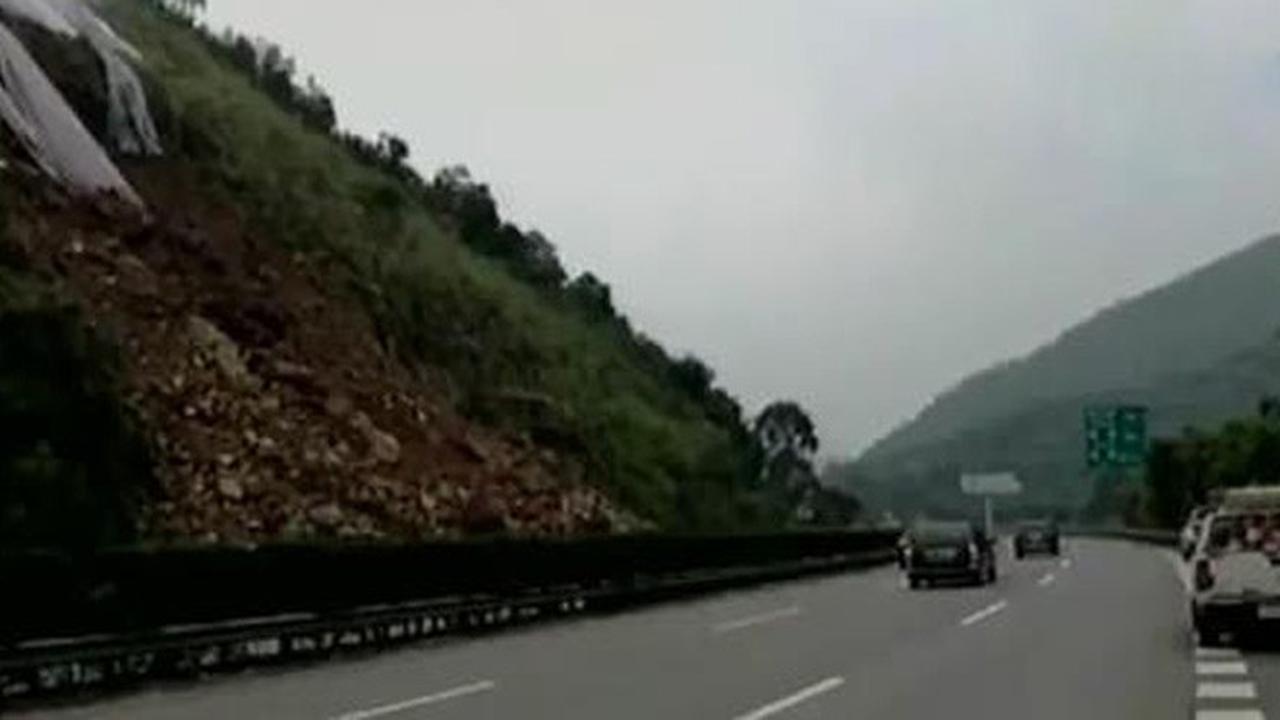 Tanah Longsor di Tiongkok