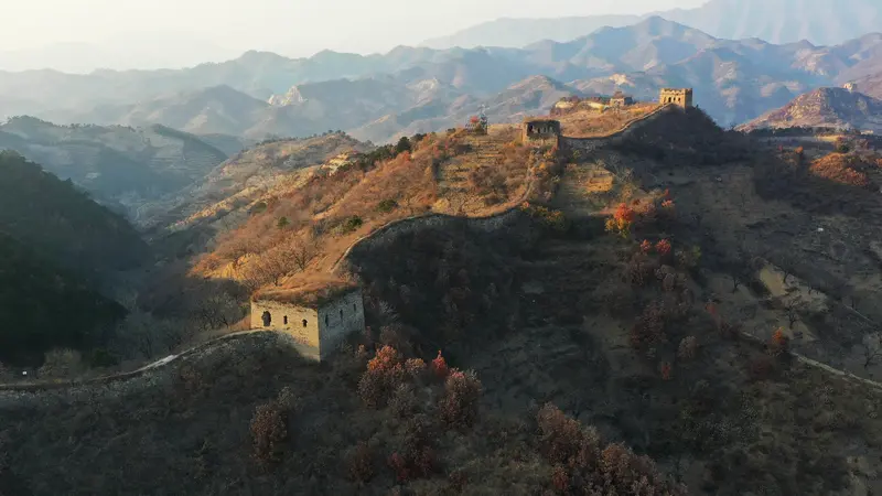 Tembok Besar China saat musim gugur