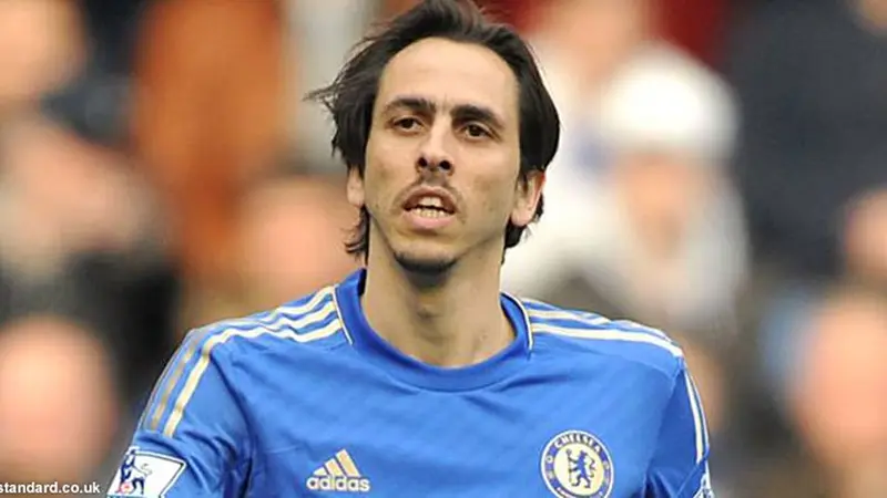 benayoun-chelsea-130629b.jpg