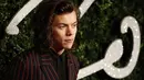 Kabar terbaru baru saja datang dari salah satu anggota boyband One Direction, Harry Styles, yang mulai mencicipi dunia akting. (AFP/Bintang.com)