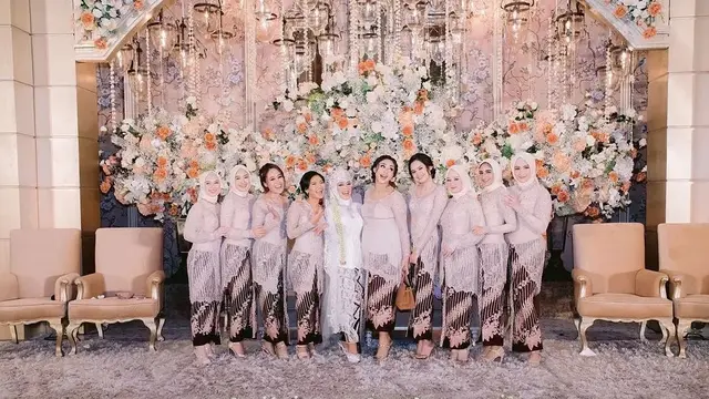 6 Potret Bridesmaid Lesty Kejora dari Lamaran hingga Ngunduh Mantu, Memesona