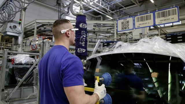 Buruh VW Akan Dilengkapi Kacamata Canggih Milik Google