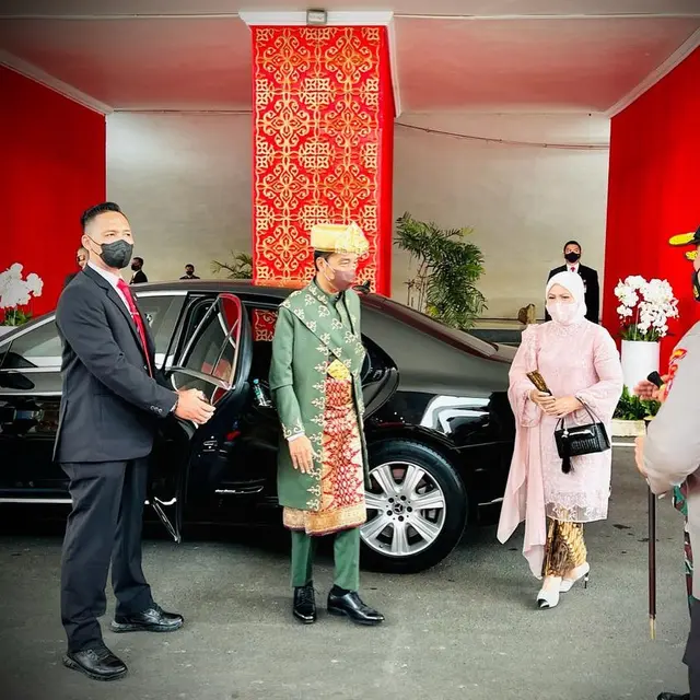 8 Potret Presiden Jokowi di Pidato Kenegaraan 2022, Pakai Baju Adat Bangka Belitung