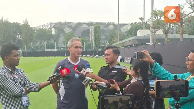 Thomas Dooley - Timnas Bangladesh