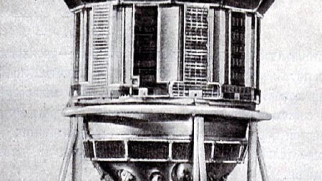 Satelit Uni Soviet Luna 3 mengambil foto penampakan sisi jauh Bulan (Wikipedia/Public Domain)